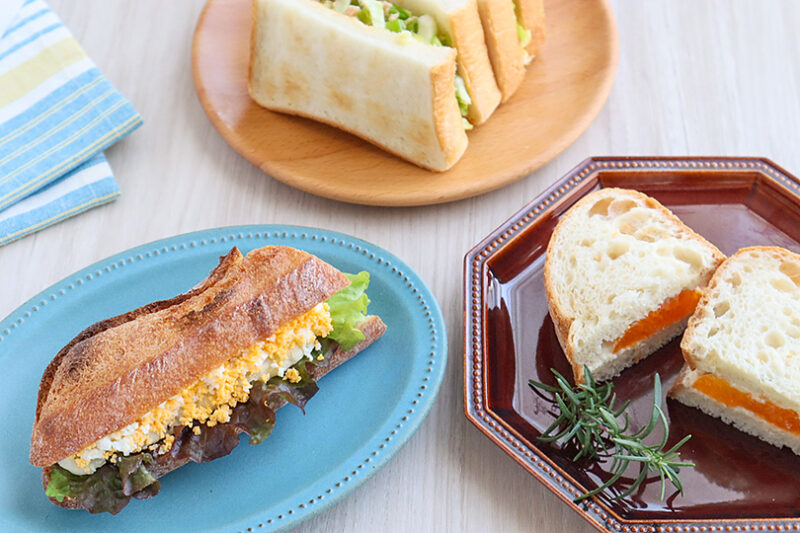 ピクニックの定番！お弁当にいれたい春の食材を使ったサンドイッチレシピ3選