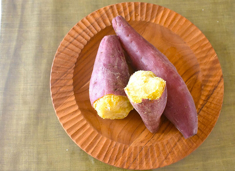 ホクホクの甘い焼き芋を作りたい！身近な調理器具を使った3つの方法