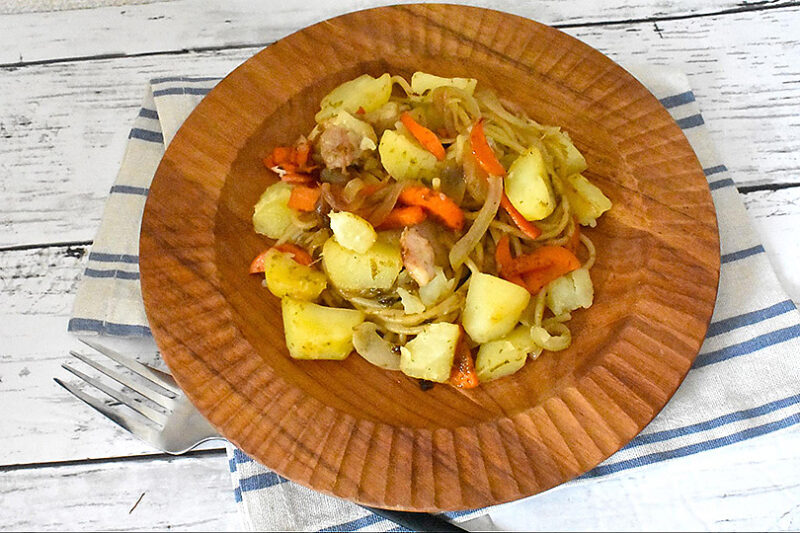 じゃがいもと鶏肉の海苔バターかけパスタ