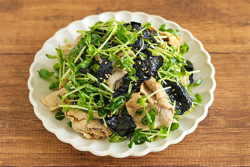 豆苗と焼き海苔の豚しゃぶサラダ