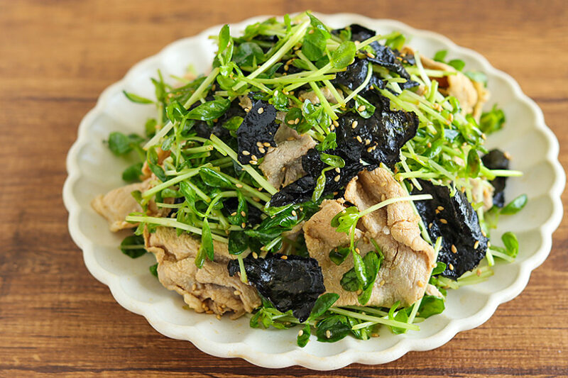 豆苗と焼き海苔の豚しゃぶサラダ