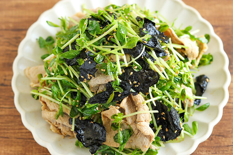 豆苗と焼き海苔の豚しゃぶサラダ