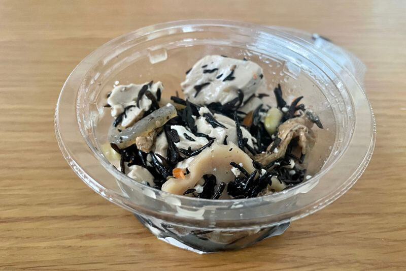 食物繊維が摂れる　豆腐とひじきの和風サラダ