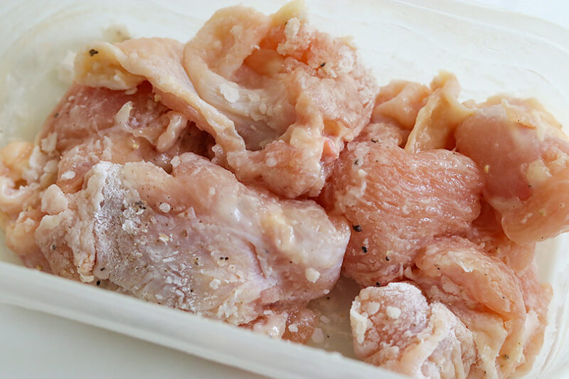 片栗粉をまぶす