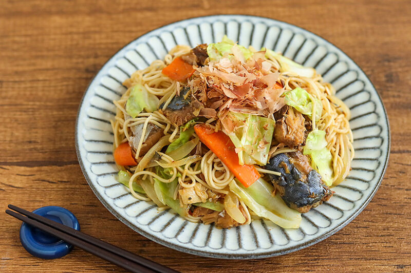 サバ缶とキャベツの味噌そうめんチャンプルー