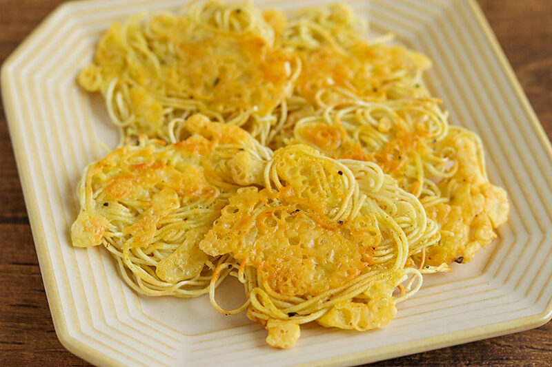そうめんのスパイシーチーズ焼き