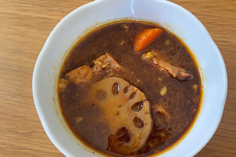 ローソンプレミアム　GARAKU監修　札幌スープカレー