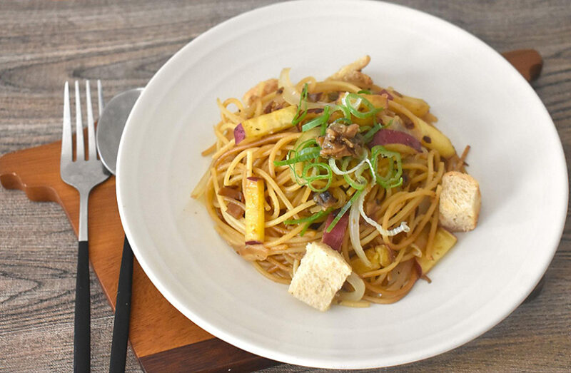 キノコのブルスケッタのパン入り和風パスタ