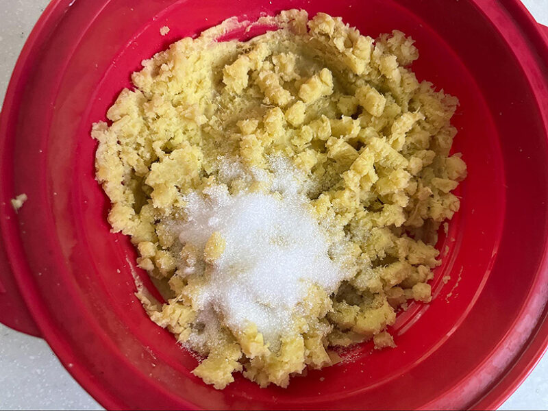 グラニュー糖、牛乳、オリーブオイル