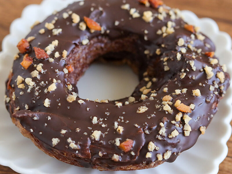 ファミマ トリプルチョコクロワッサンドーナツ