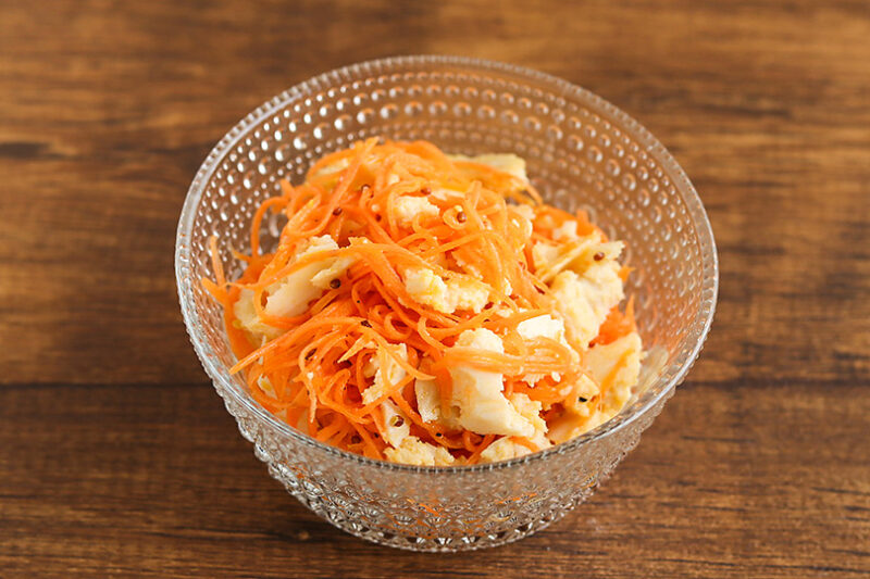 サラダチキン入りキャロットラペ