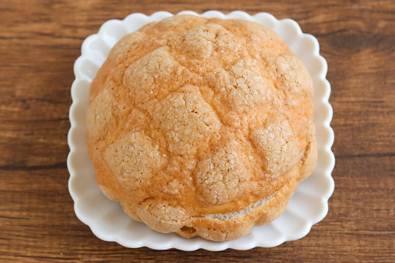 ファミリーマート　ラムレーズンバターメロンパン