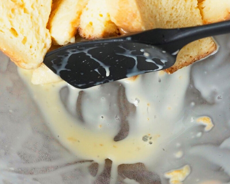 卵液を全体に染み込ませる