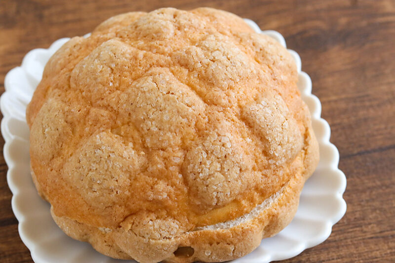 ファミリーマート　ラムレーズンバターメロンパン