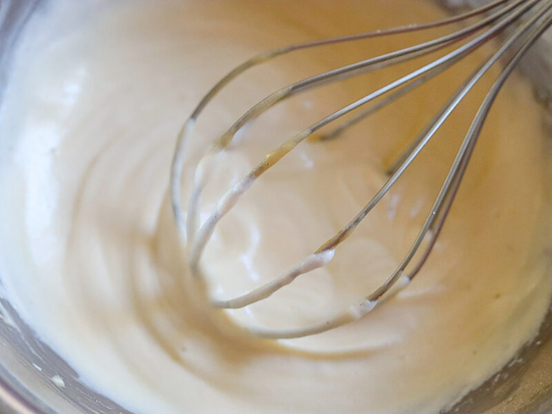 メレンゲの1/2量を加える