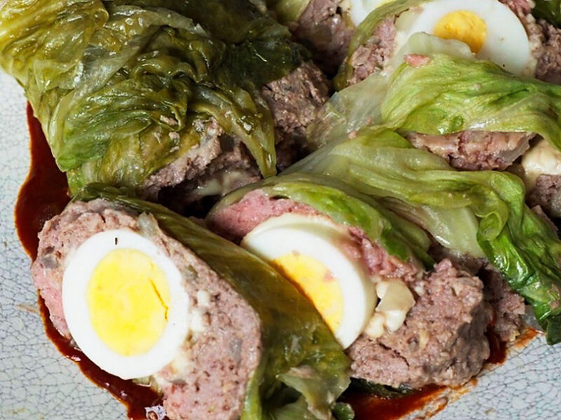 レタスで巻いたパリパリ食感のミートローフ