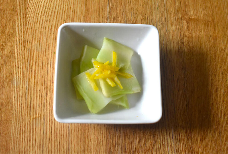 ブロッコリーの茎とゆずの浅漬け