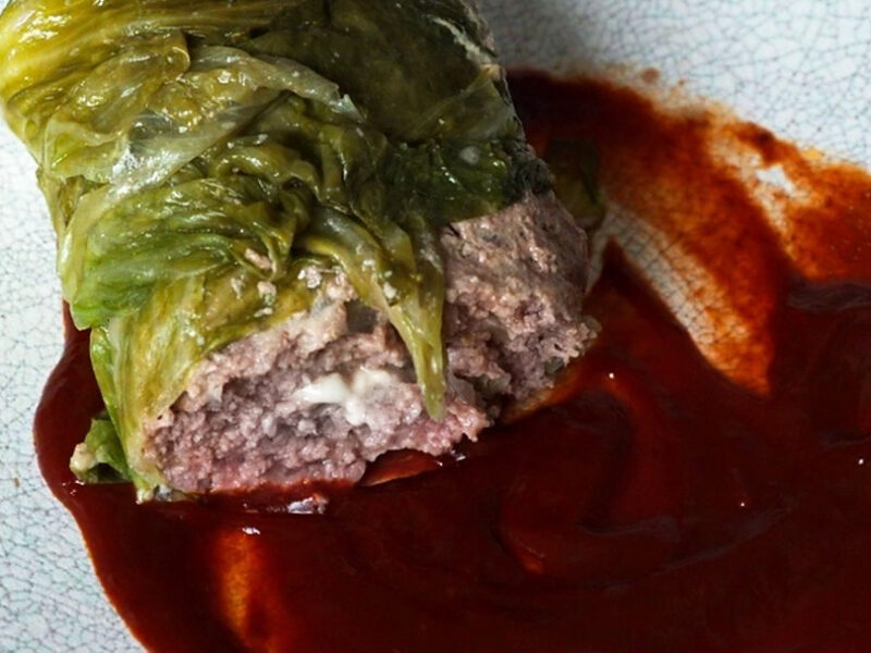 ミートローフを並べる