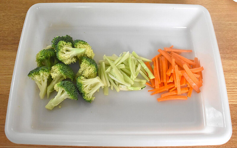 ブロッコリー、にんじん