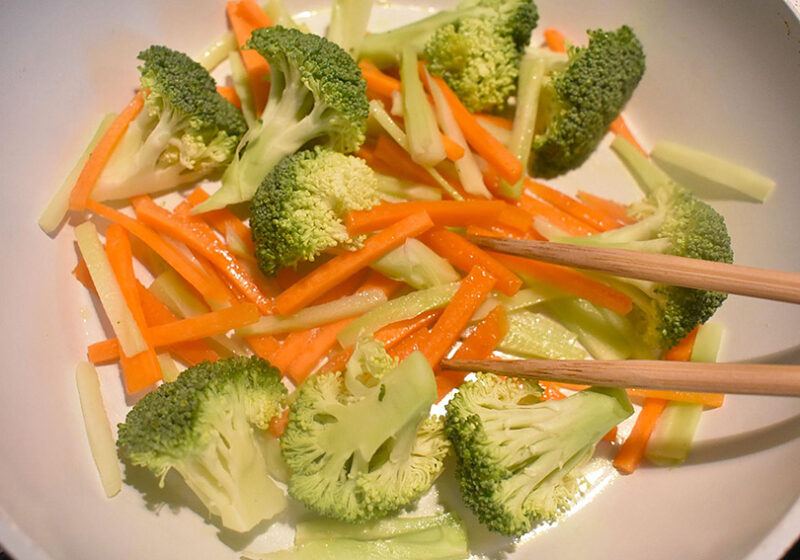 オリーブオイルで炒める