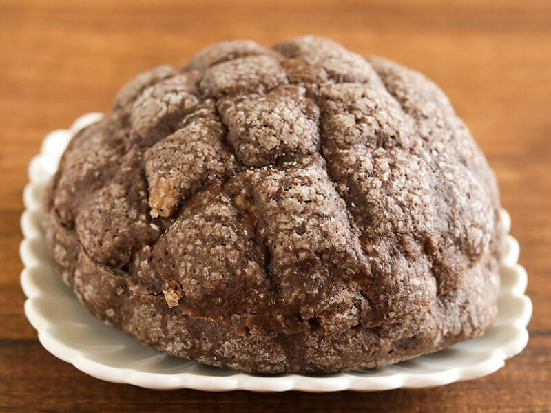 ファミリーマート ピエール マルコリーニ監修 ヘーゼルナッツのショコラメロンパン