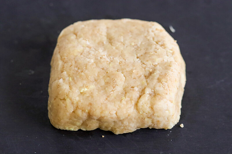 生地をまとめる