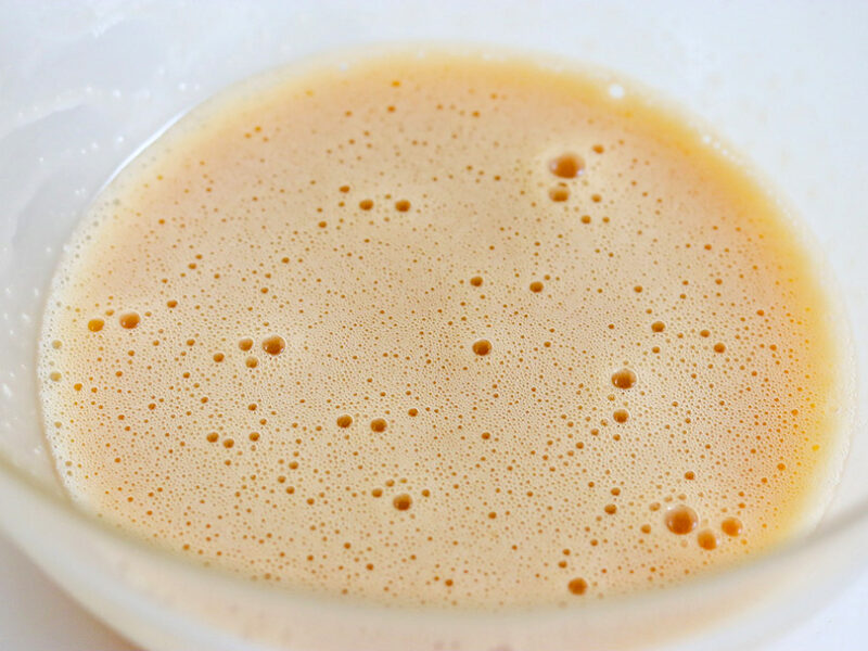 卵、砂糖、プレーンヨーグルト、米油